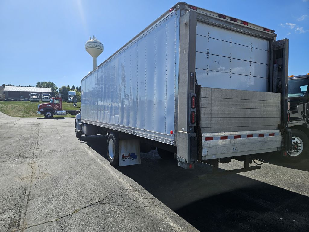 Slide images of 2019 HINO 338 