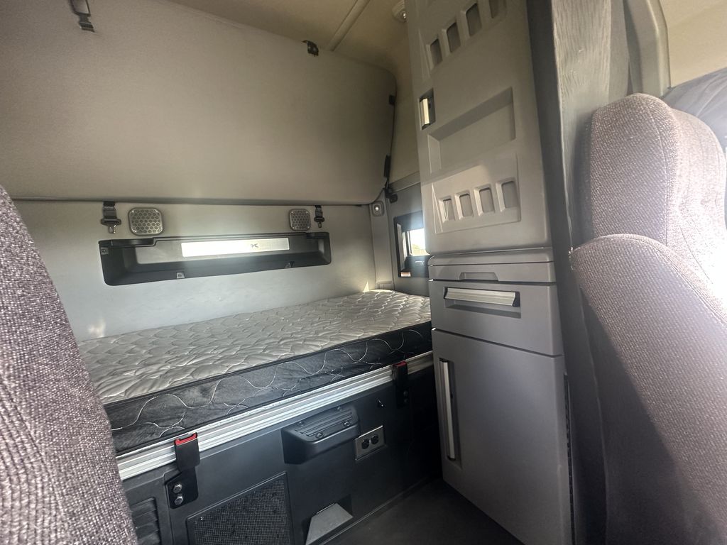 Slide images of 2023 MACK AN64T