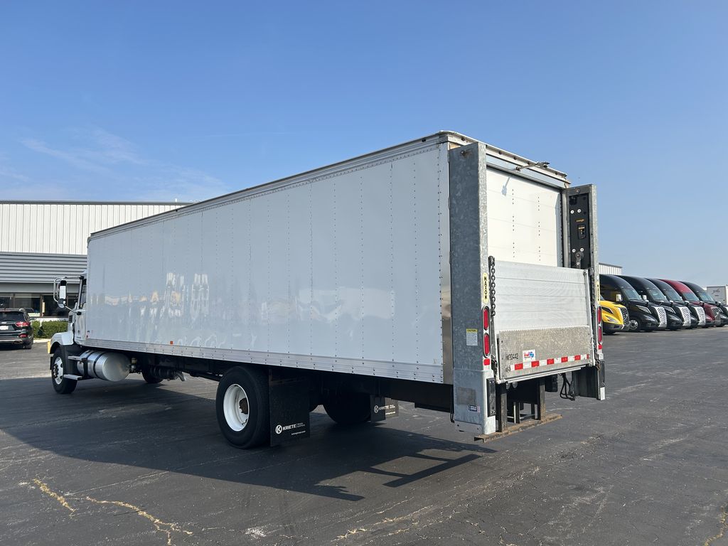 Slide images of 2022 MACK MD742