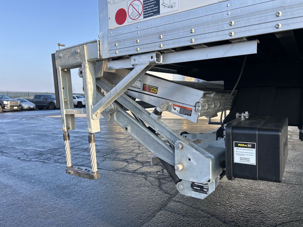 Slide images of 2025 MACK MD642