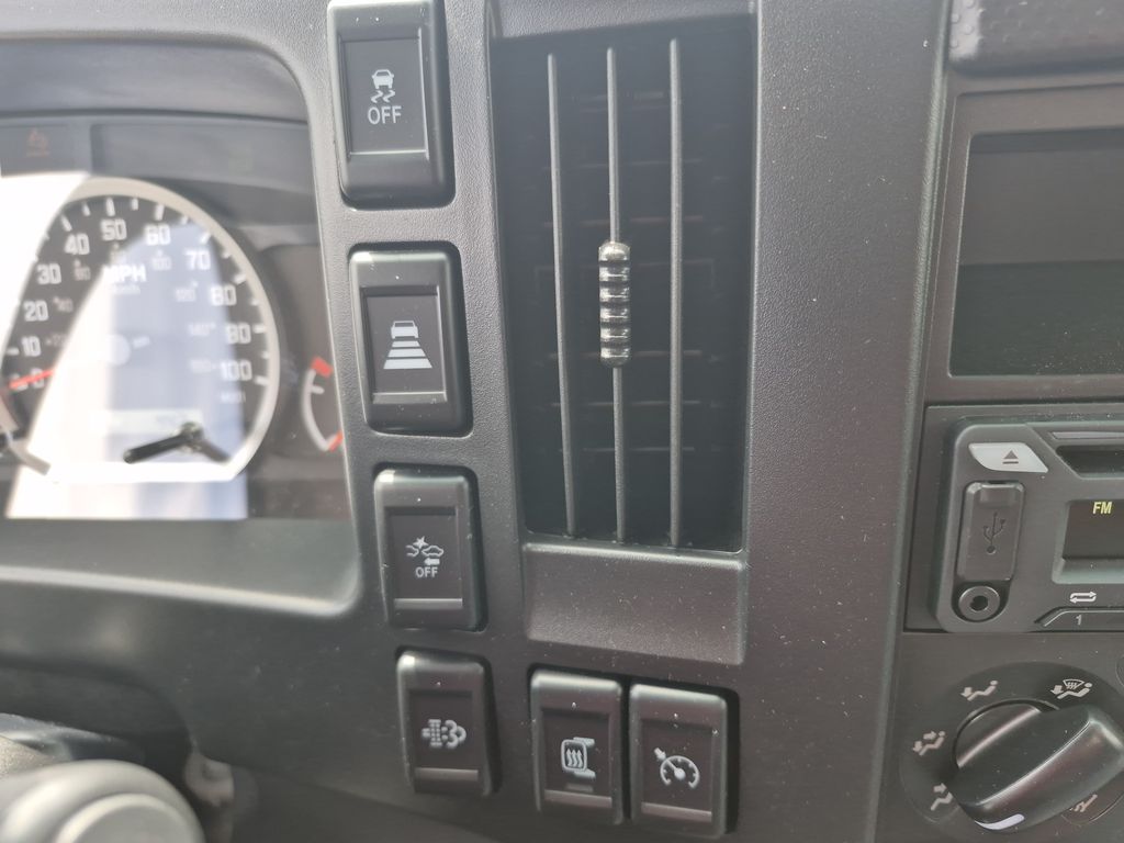 Slide images of 2024 ISUZU NRR
