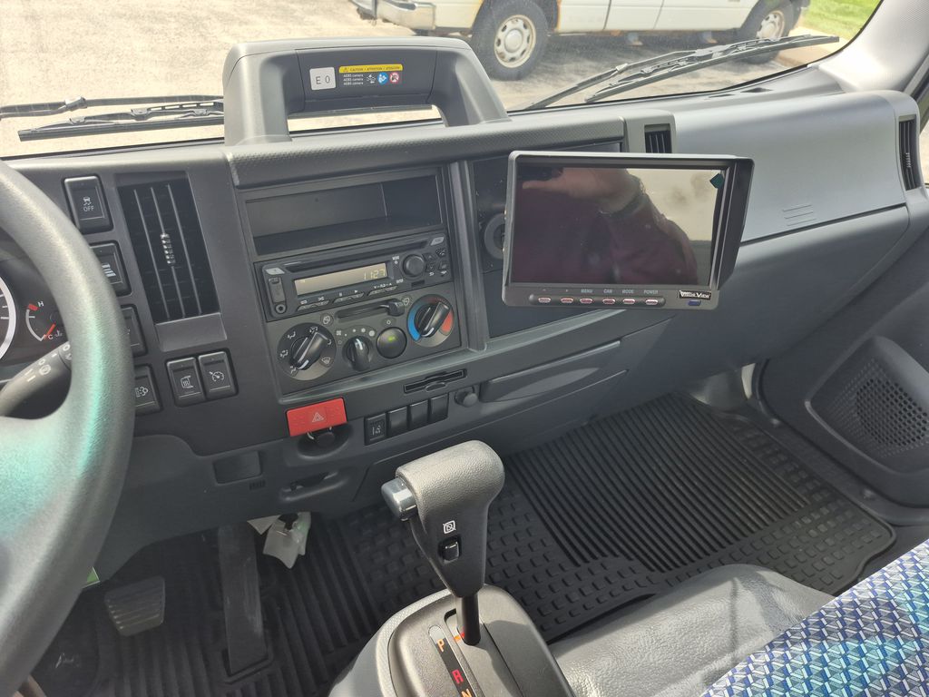 Slide images of 2024 ISUZU NRR