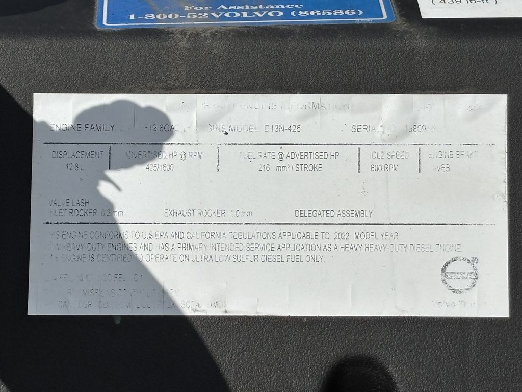 Slide images of 2023 VOLVO VNL64T760