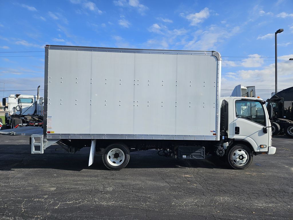 Slide images of 2023 HINO S5