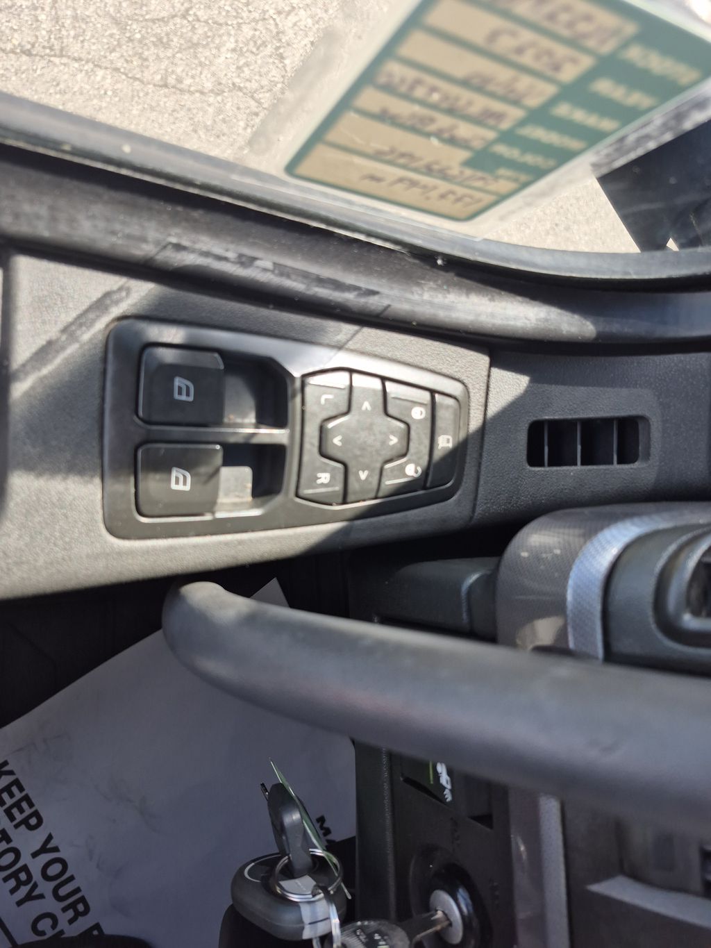 Slide images of 2023 VOLVO VNL64T760