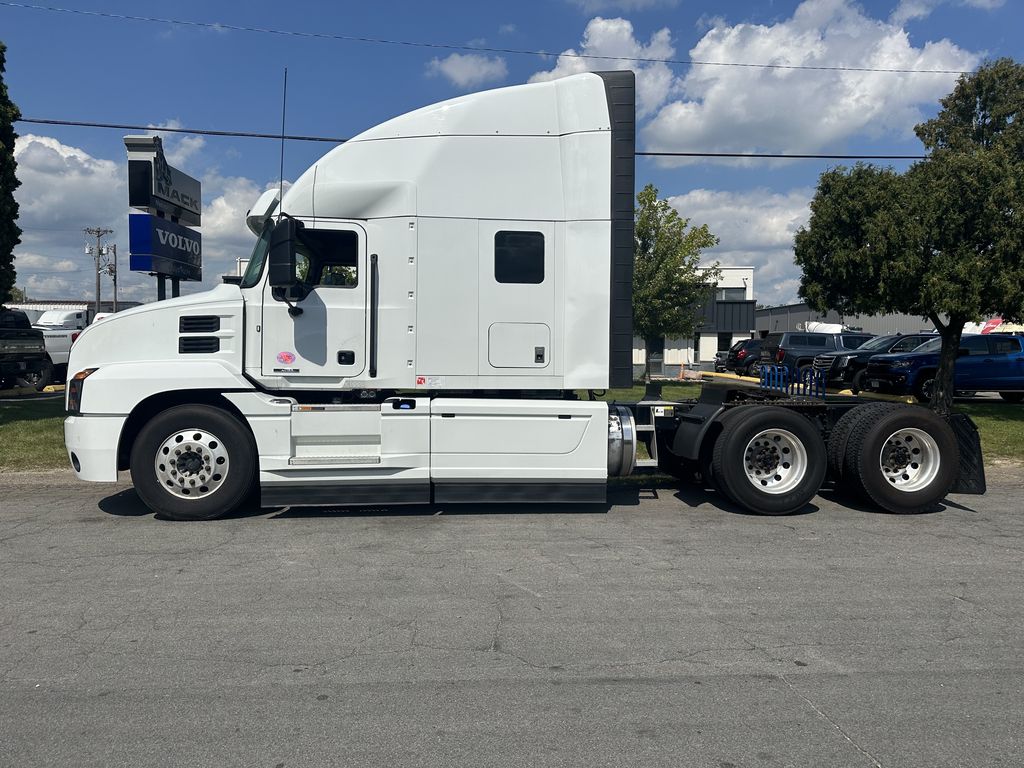Slide images of 2023 MACK AN64T