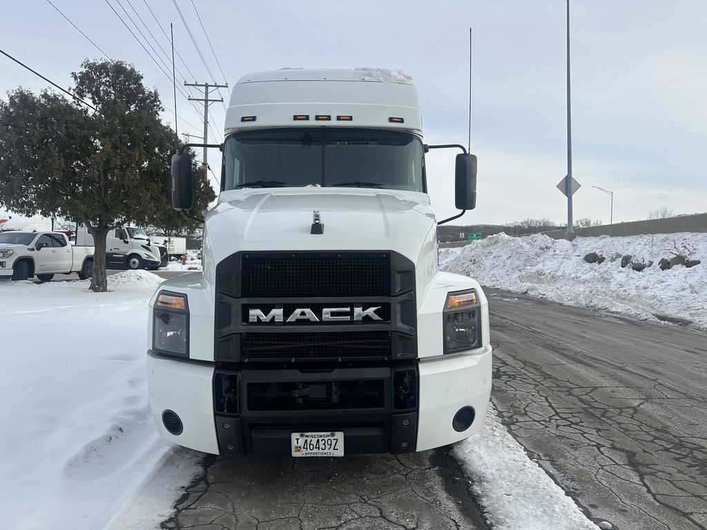 Slide images of 2023 MACK AN64T
