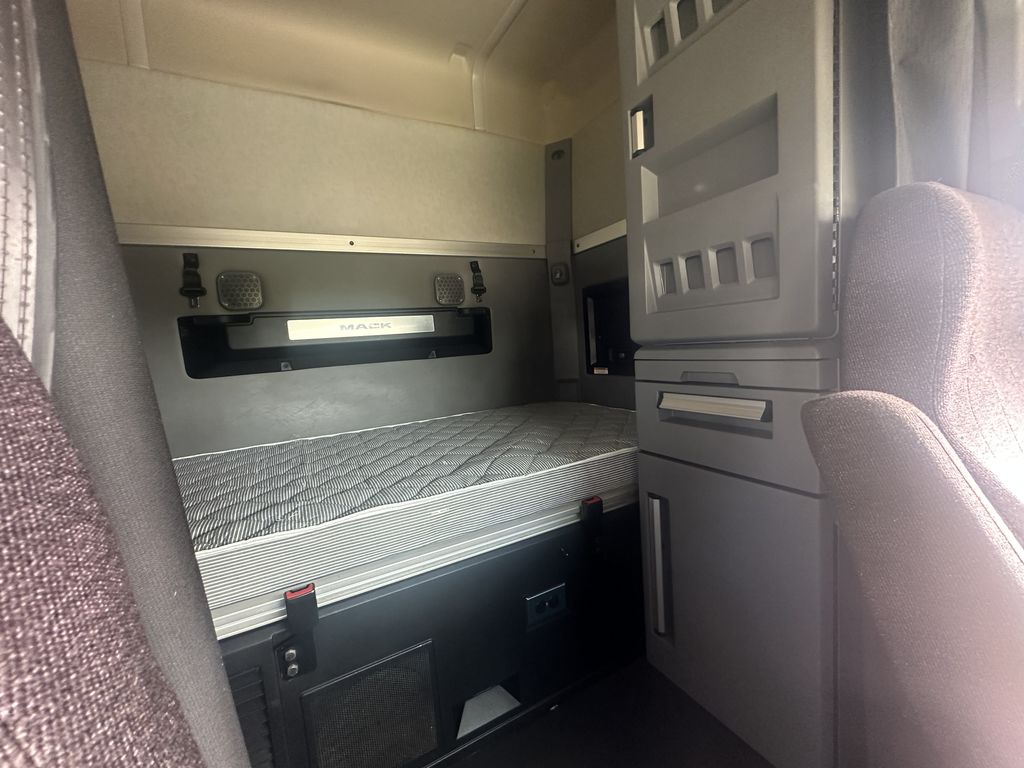Slide images of 2023 MACK AN64T