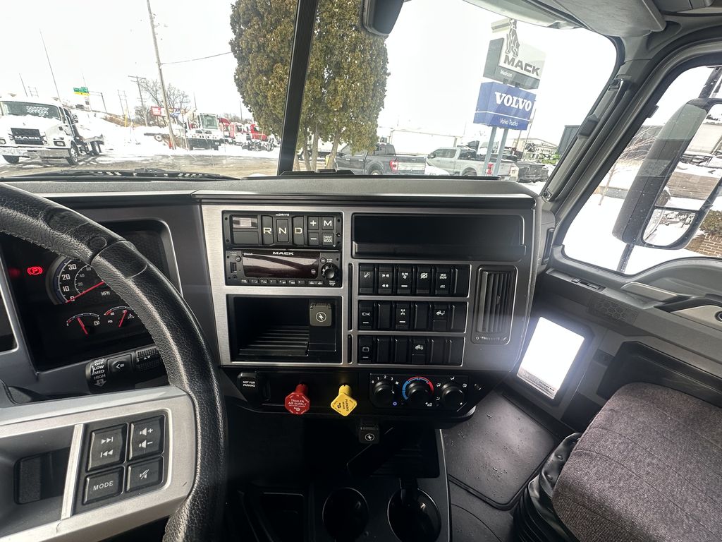 Slide images of 2023 MACK AN64T