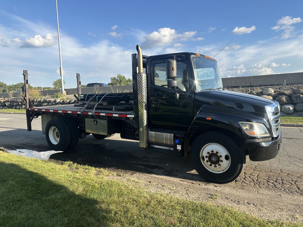 Slide images of 2017 HINO 338