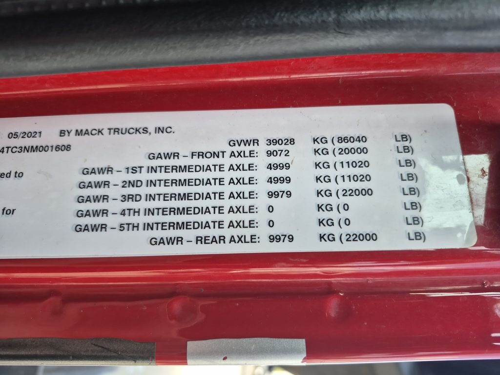 Slide images of 2022 MACK GR104BR