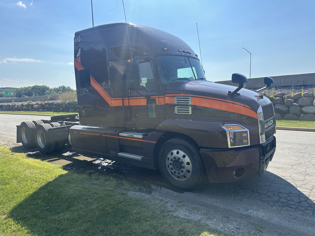 Slide images of 2020 MACK ANTHEM