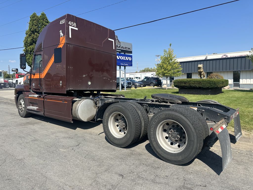 Slide images of 2020 MACK ANTHEM