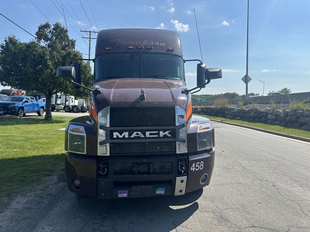 Slide images of 2020 MACK ANTHEM