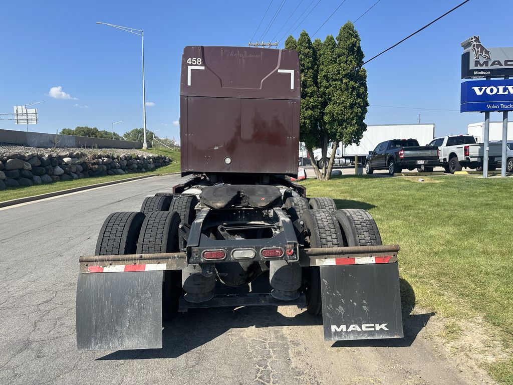 Slide images of 2020 MACK ANTHEM