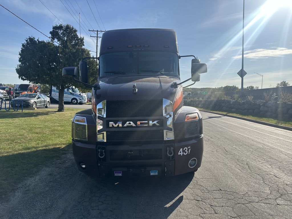 Slide images of 2019 MACK ANTHEM