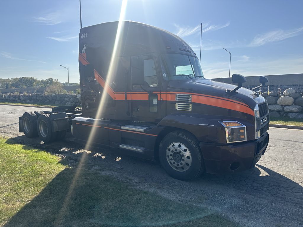 Slide images of 2019 MACK ANTHEM