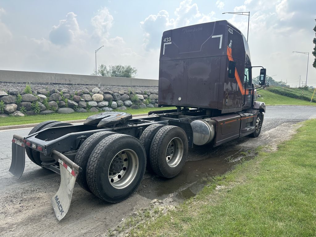 Slide images of 2019 MACK ANTHEM