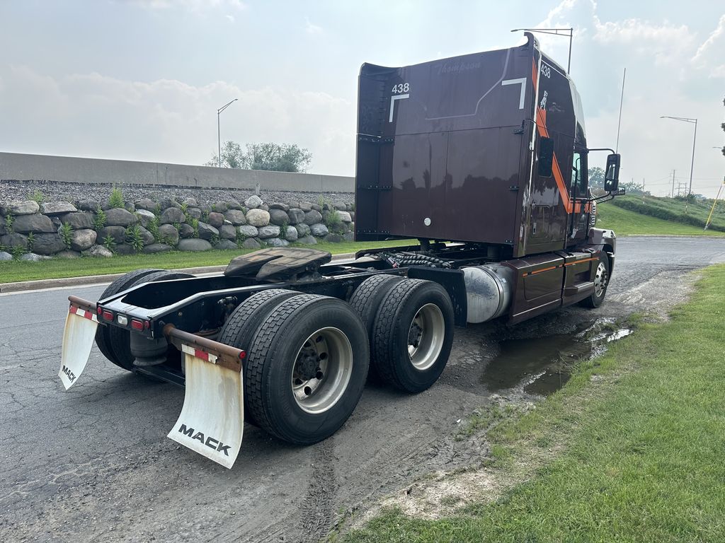 Slide images of 2019 MACK ANTHEM