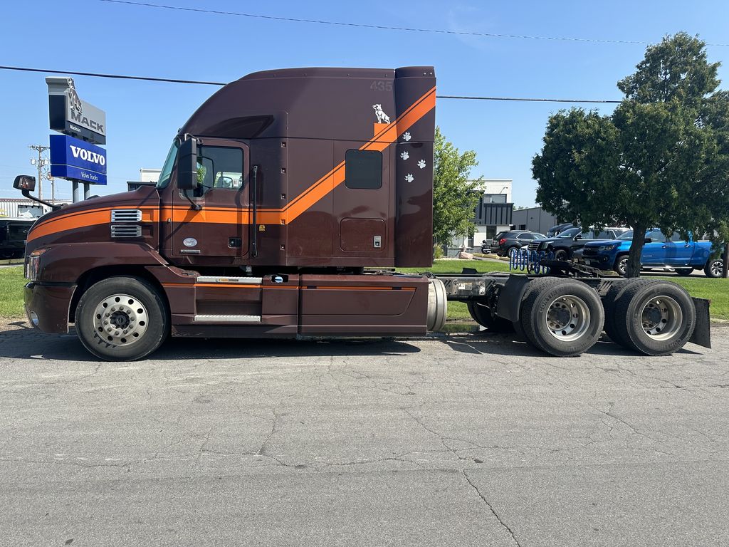Slide images of 2019 MACK ANTHEM