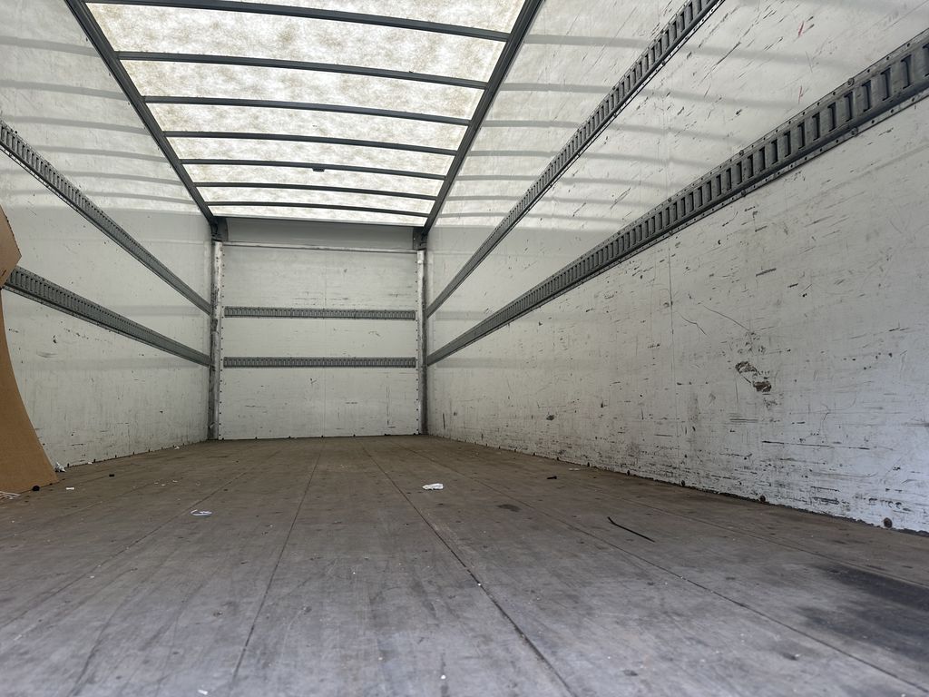 Slide images of 2020 HINO 268A