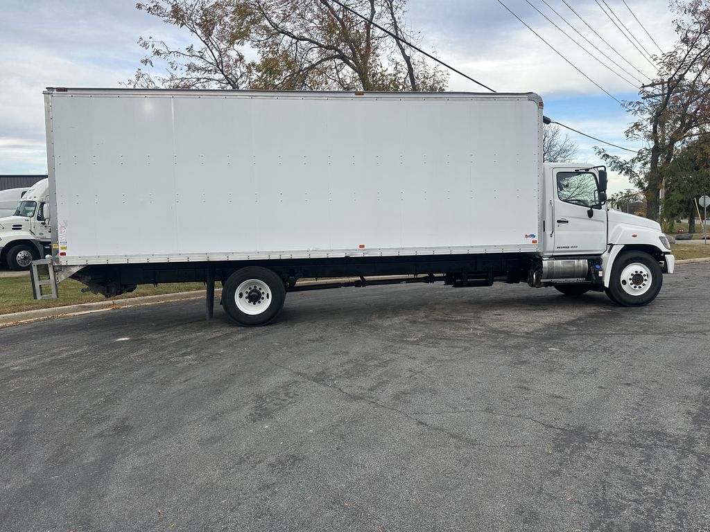 Slide images of 2020 HINO 268A