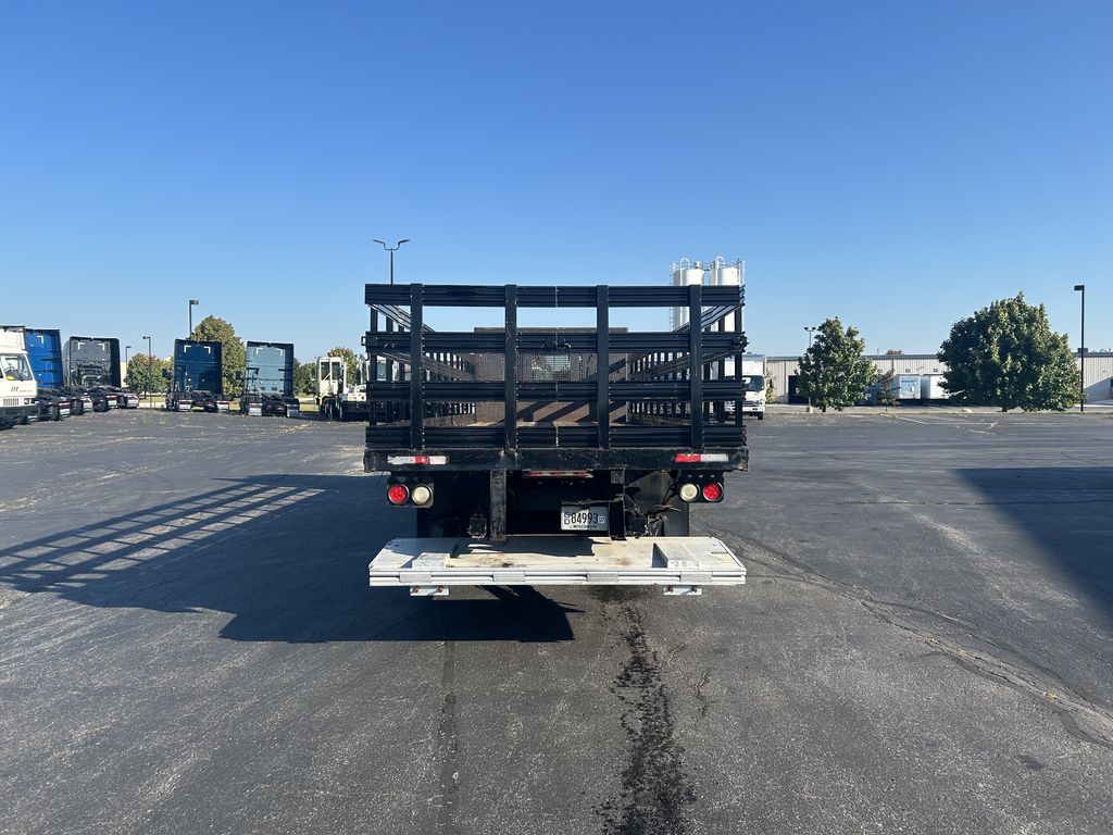 Slide images of 2014 HINO 268A