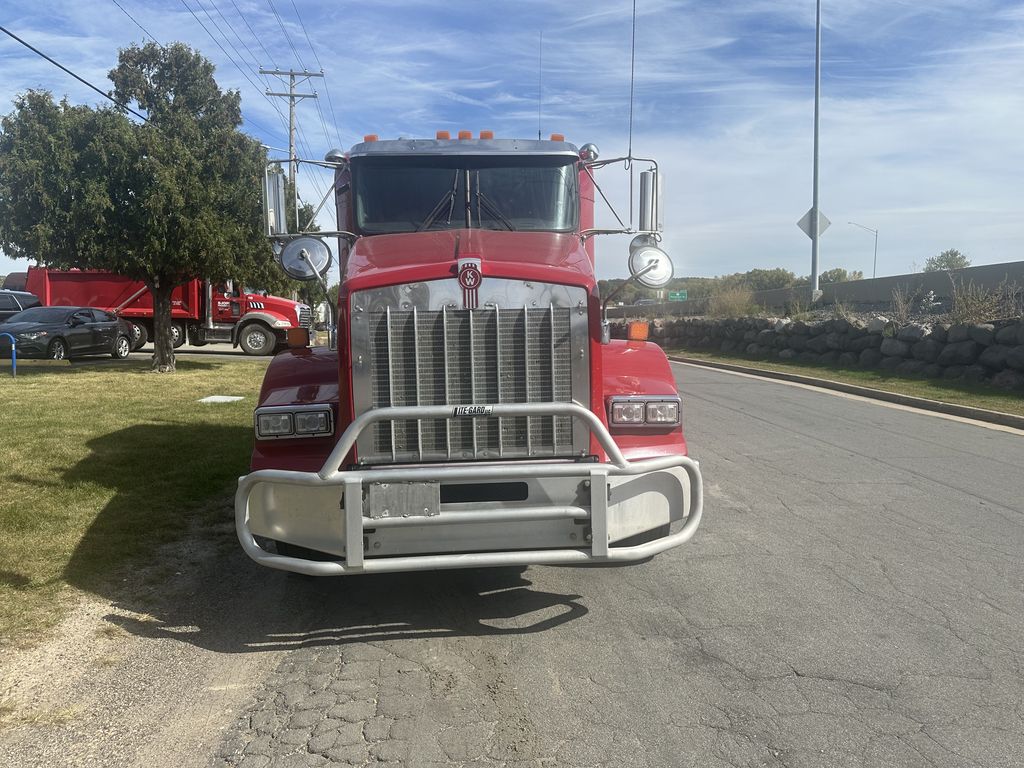 Slide images of 2020 KENWORTH T800B