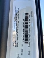 Slide images of 2025 VOLVO VNL64T860