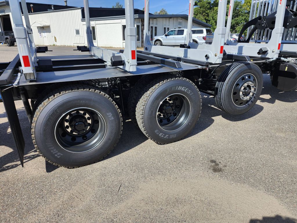 Slide images of 2026 MACK GR84F