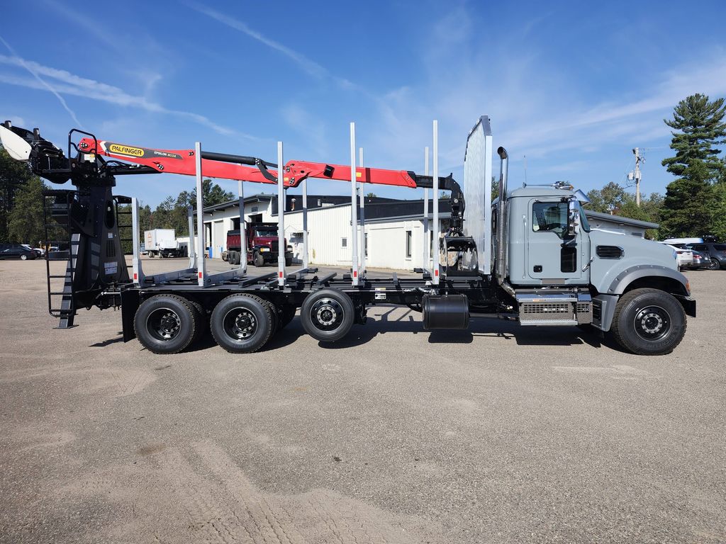 Slide images of 2026 MACK GR84F