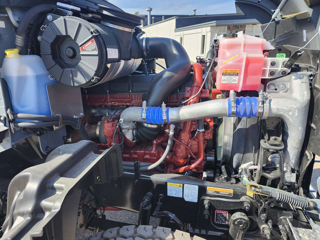 Slide images of 2026 MACK GR84F