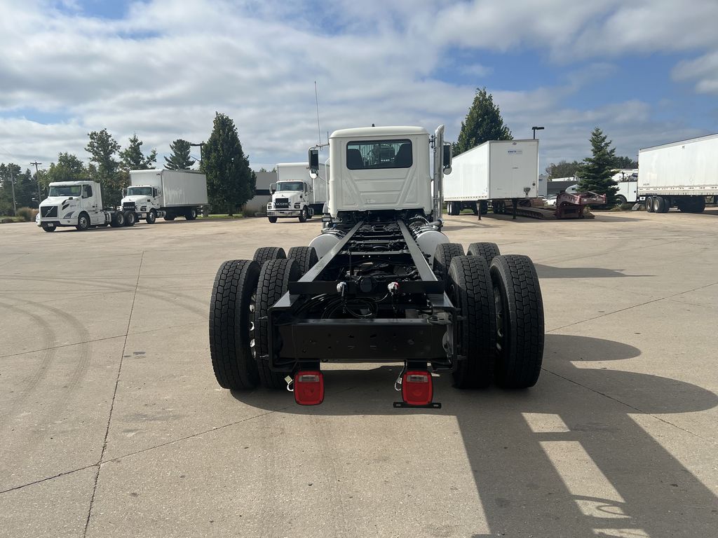 Slide images of 2026 MACK GR64B