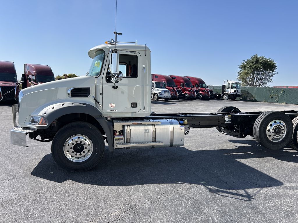 Slide images of 2026 MACK GR84B