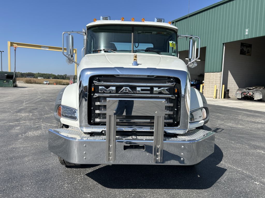 Slide images of 2026 MACK GR84B