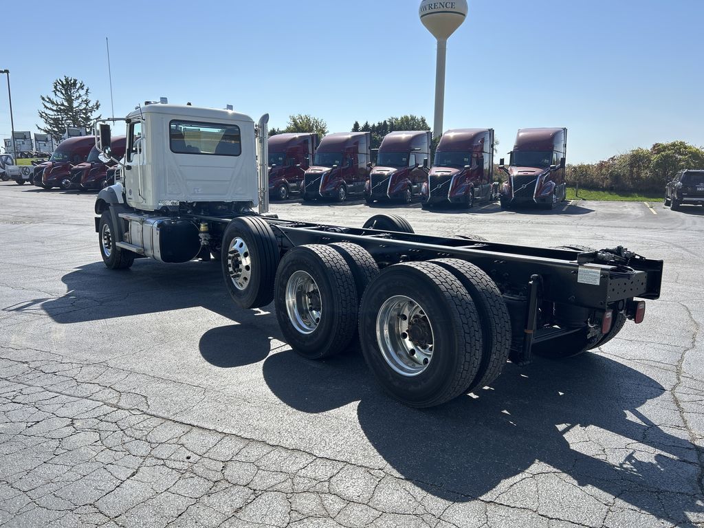 Slide images of 2026 MACK GR84B