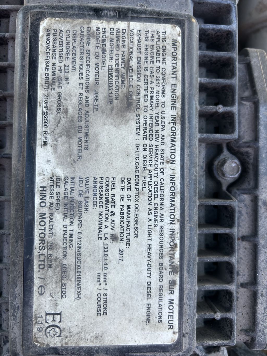 Slide images of 2018 HINO 195