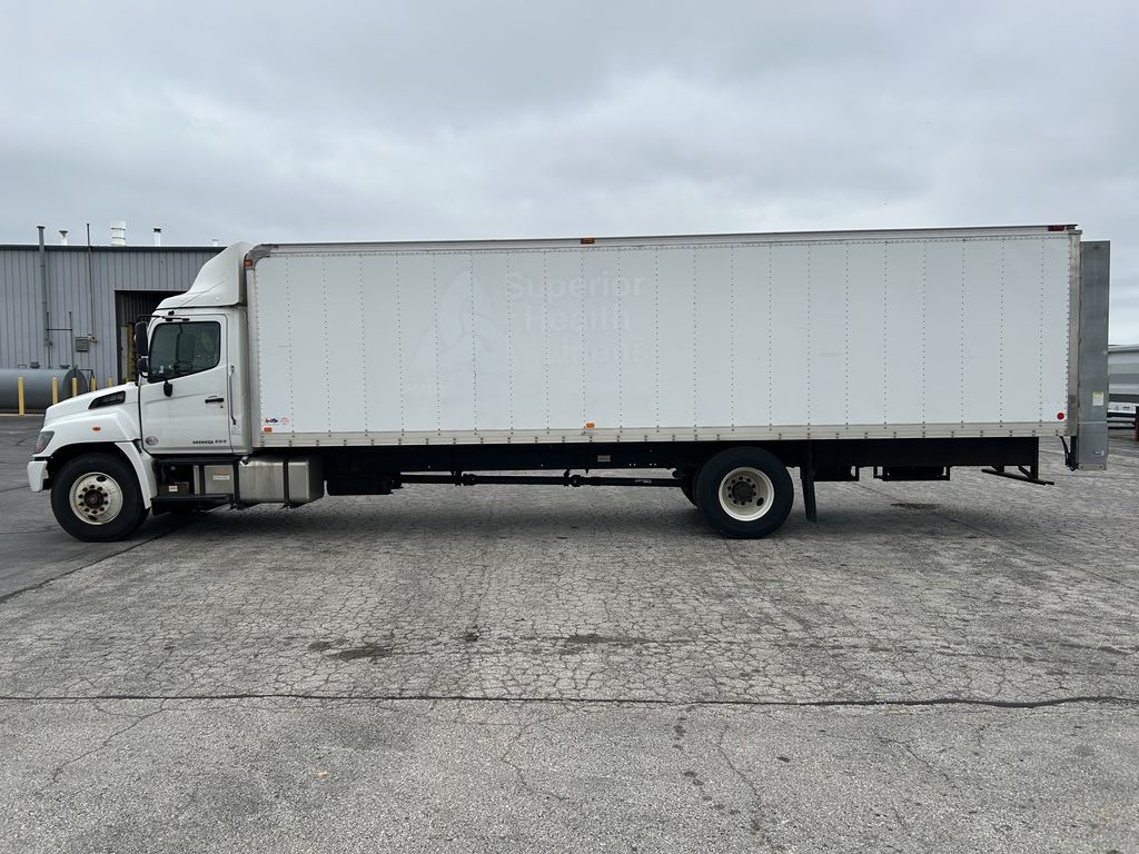 Slide images of 2020 HINO 338