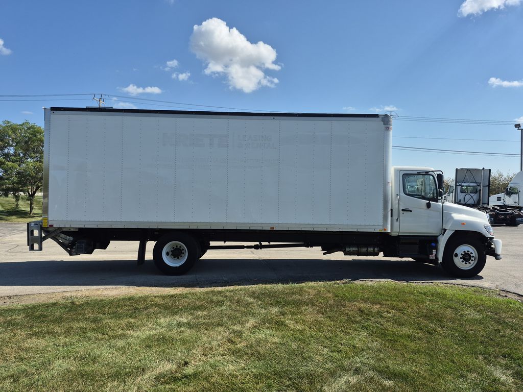 Slide images of 2023 HINO L6