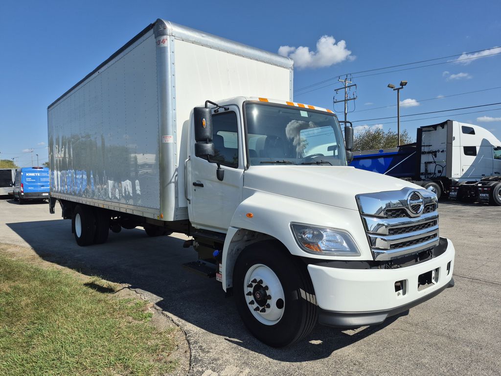 Slide images of 2023 HINO L6