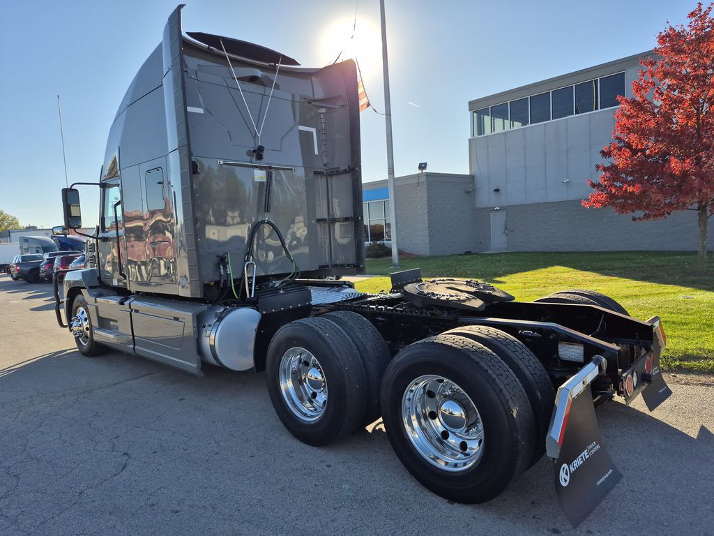 Slide images of 2021 MACK AN64T