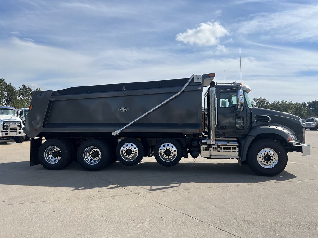 Slide images of 2026 MACK GR104B