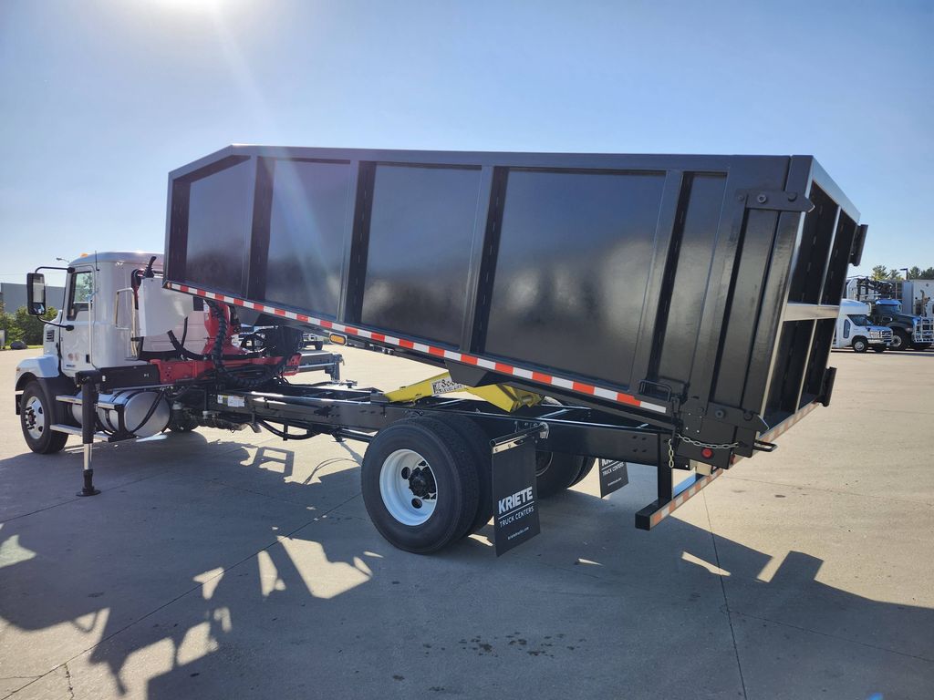 Slide images of 2026 MACK MD7