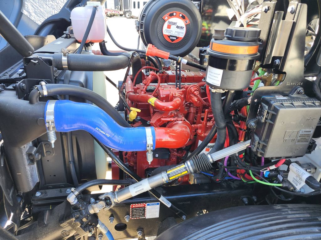 Slide images of 2026 MACK MD7