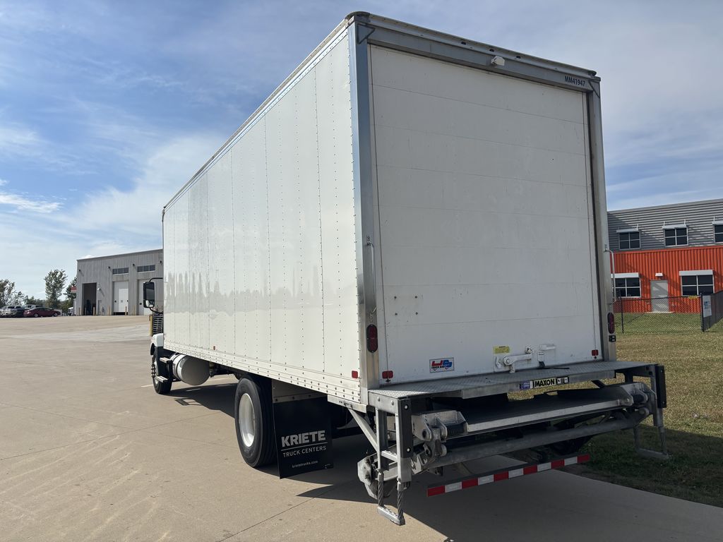 Slide images of 2024 MACK MD642
