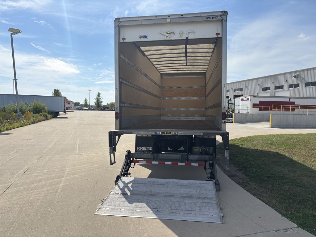 Slide images of 2024 MACK MD642