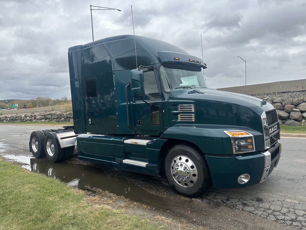 Slide images of 2020 MACK AN64T