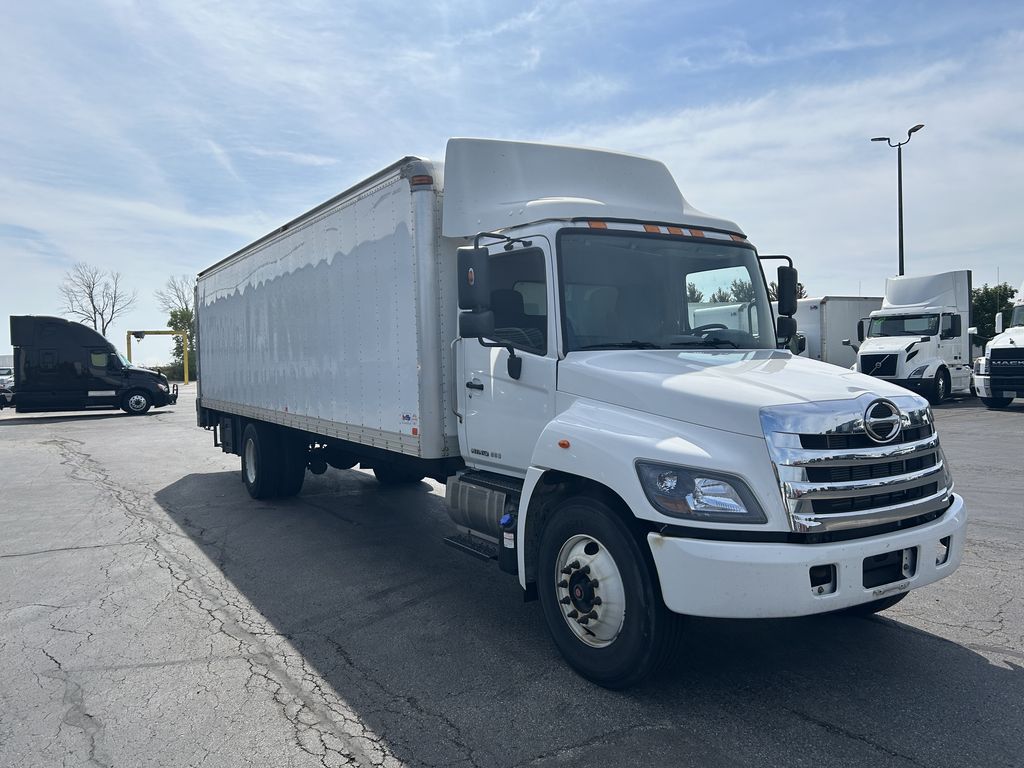 Slide images of 2020 HINO 338