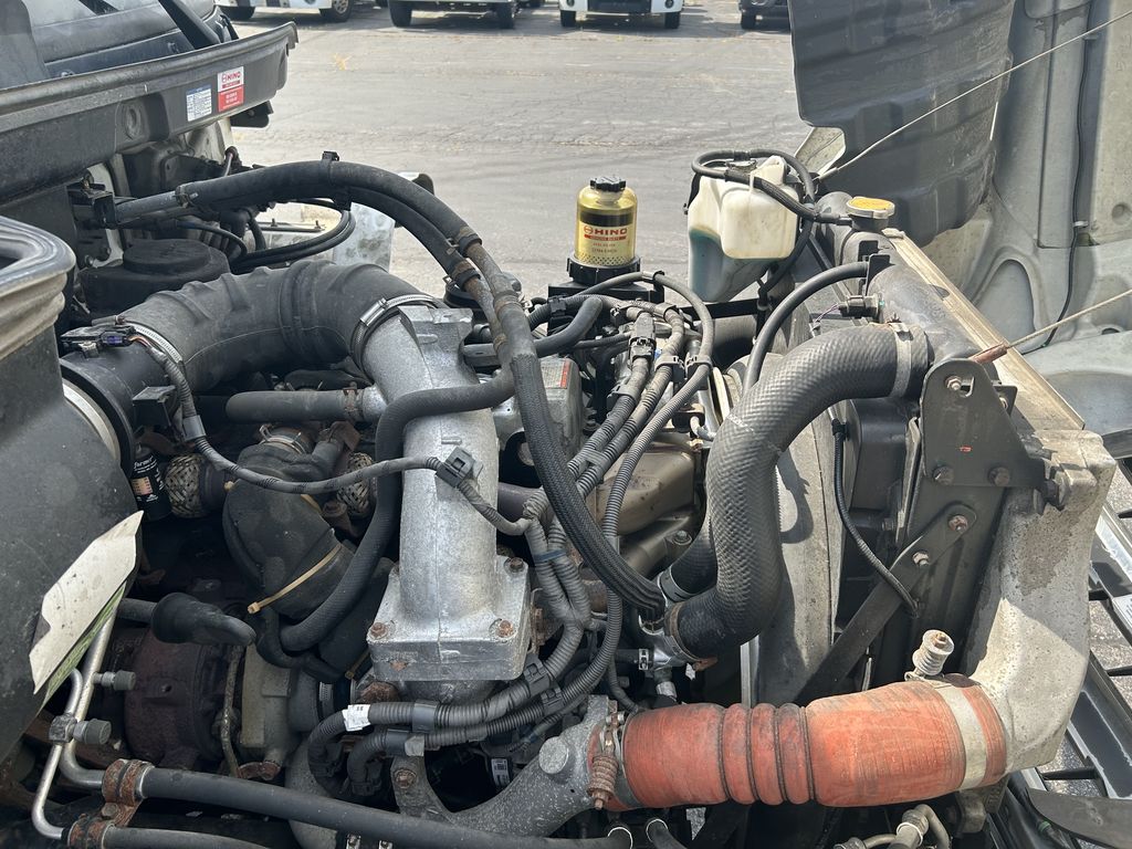 Slide images of 2020 HINO 338