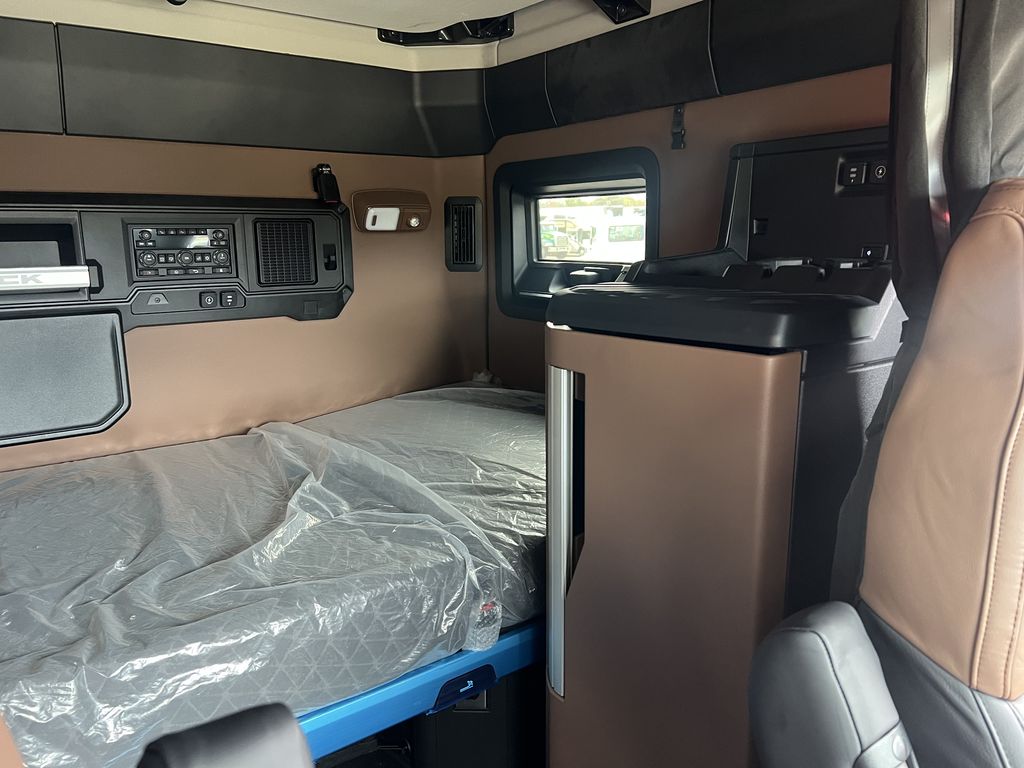 Slide images of 2026 MACK PIONEER 64T 76H